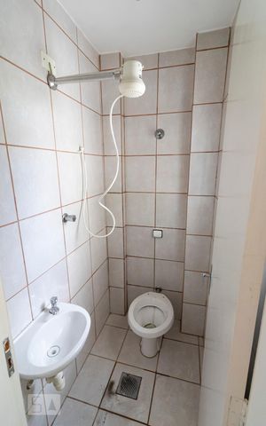 Apartamento à venda com 84m², 2 quartos e sem vagaBanheiro de serviço