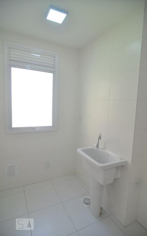 Apartamento à venda com 60m², 2 quartos e 1 vagaÁrea de serviço
