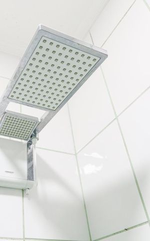 Apartamento à venda com 90m², 2 quartos e sem vagaChuveiro