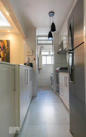 Apartamento à venda com 70m², 2 quartos e 1 vaga Apartamento à venda com 70m², 2 quartos e 1 vagaCozinha