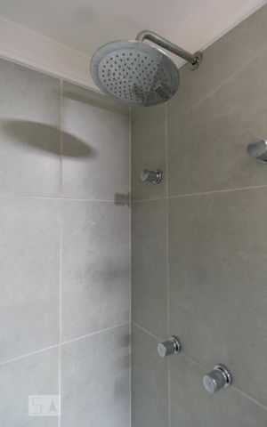 Apartamento à venda com 70m², 2 quartos e 1 vaga Apartamento à venda com 70m², 2 quartos e 1 vagaBanheiro