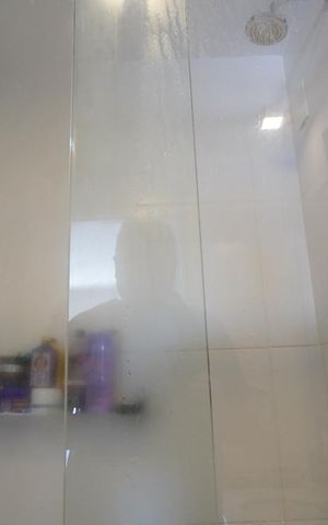 Apartamento à venda com 62m², 2 quartos e 1 vagaSuite - Banheiro