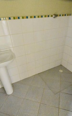 Casa à venda com 125m², 2 quartos e 2 vagasLavabo