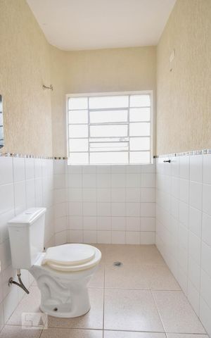 Casa à venda com 125m², 2 quartos e 2 vagasBanheiro 