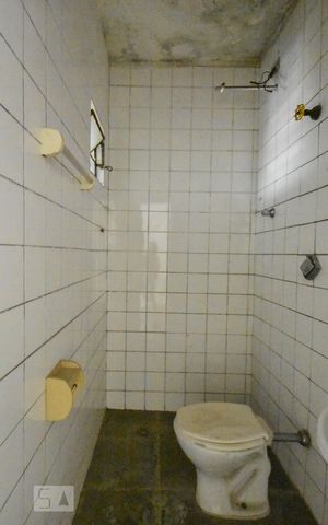 Casa à venda com 125m², 2 quartos e 2 vagasBanheiro de Serviços