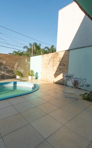 Casa à venda com 400m², 4 quartos e 4 vagasPiscina