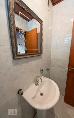 Casa à venda com 400m², 4 quartos e 4 vagasBanheiro 4