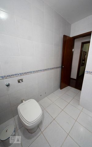 Casa à venda com 400m², 4 quartos e 4 vagasBanheiro 3