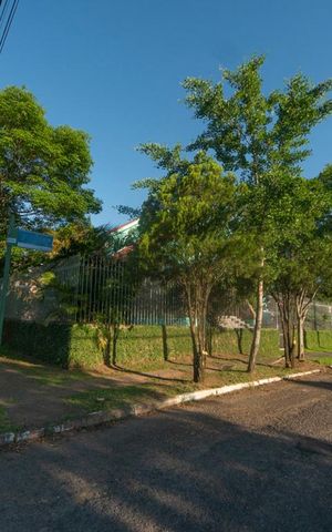 Casa à venda com 400m², 4 quartos e 4 vagasFachada
