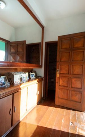 Casa à venda com 400m², 4 quartos e 4 vagasHall