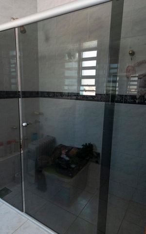 Casa à venda com 400m², 4 quartos e 4 vagasBanheiro da Suíte