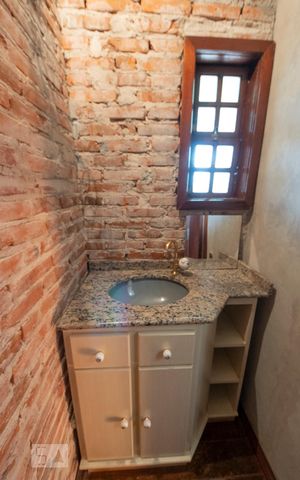 Casa à venda com 400m², 4 quartos e 4 vagasLavabo