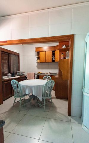 Casa à venda com 400m², 4 quartos e 4 vagasCozinha