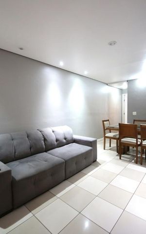 Casa à venda com 200m², 3 quartos e 2 vagasSala