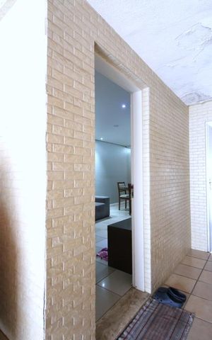 Casa à venda com 200m², 3 quartos e 2 vagasEntrada