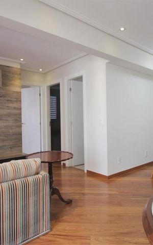 Apartamento à venda com 90m², 2 quartos e 2 vagasSala