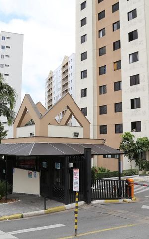 Apartamento à venda com 72m², 2 quartos e 1 vagaFachada do Condomínio