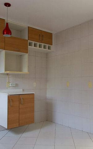Casa de condomínio à venda com 150m², 2 quartos e 2 vagas Casa de condomínio à venda com 150m², 2 quartos e 2 vagasCozinha