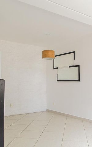 Casa de condomínio à venda com 150m², 2 quartos e 2 vagas Casa de condomínio à venda com 150m², 2 quartos e 2 vagasSala