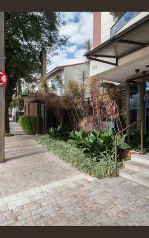 Apartamento à venda com 280m², 3 quartos e 4 vagas Apartamento à venda com 280m², 3 quartos e 4 vagasFachada