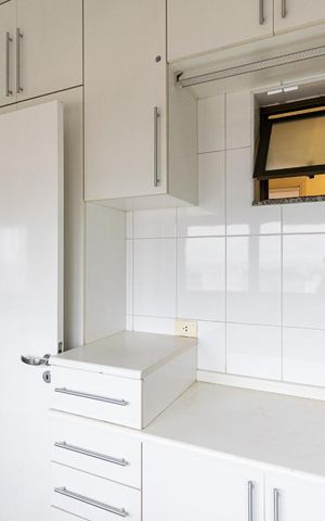 Apartamento à venda com 280m², 3 quartos e 4 vagas Apartamento à venda com 280m², 3 quartos e 4 vagasLavanderia