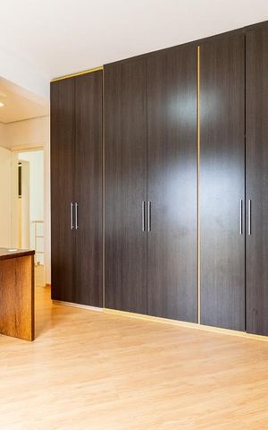 Apartamento à venda com 280m², 3 quartos e 4 vagas Apartamento à venda com 280m², 3 quartos e 4 vagasSuíte 2