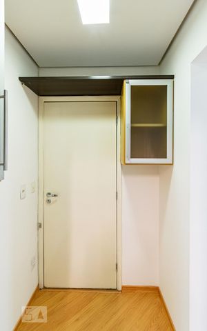Apartamento à venda com 280m², 3 quartos e 4 vagas Apartamento à venda com 280m², 3 quartos e 4 vagasCorredor