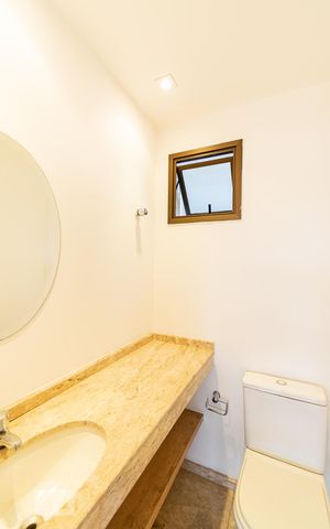 Apartamento à venda com 280m², 3 quartos e 4 vagas Apartamento à venda com 280m², 3 quartos e 4 vagasLavabo