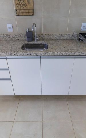 Apartamento à venda com 70m², 3 quartos e 2 vagas Apartamento à venda com 70m², 3 quartos e 2 vagasCozinha