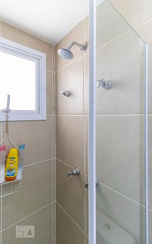 Apartamento à venda com 70m², 3 quartos e 2 vagas Apartamento à venda com 70m², 3 quartos e 2 vagasBanheiro social