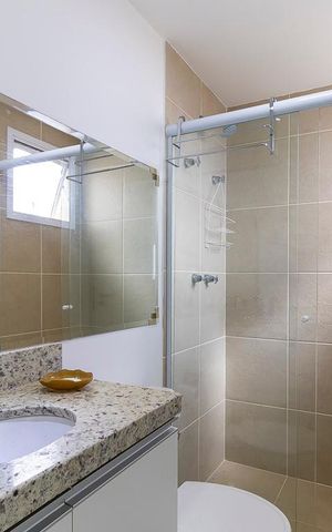 Apartamento à venda com 70m², 3 quartos e 2 vagas Apartamento à venda com 70m², 3 quartos e 2 vagasBanheiro da suíte
