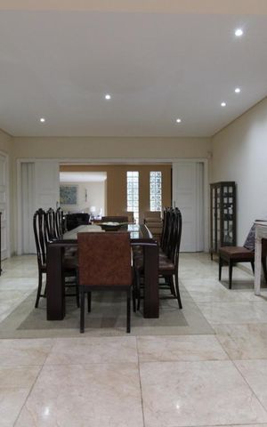 Casa à venda com 875m², 4 quartos e 6 vagasSala de Jantar