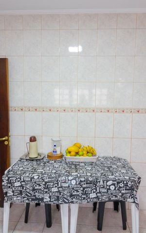 Casa de condomínio à venda com 250m², 3 quartos e 2 vagas Casa de condomínio à venda com 250m², 3 quartos e 2 vagasCozinha