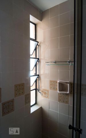 Apartamento para alugar com 52m², 1 quarto e sem vagaBanheiro