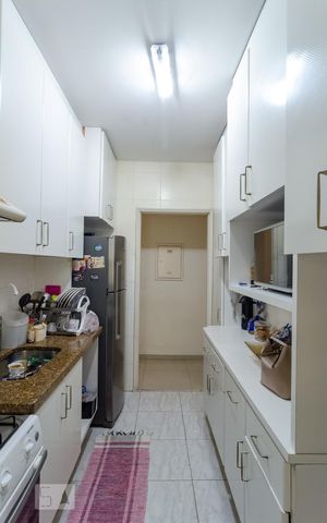Apartamento à venda com 64m², 3 quartos e 1 vaga Apartamento à venda com 64m², 3 quartos e 1 vagaCozinha