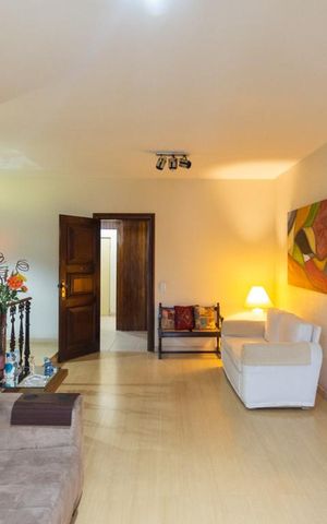 Apartamento à venda com 150m², 3 quartos e 1 vagaSala