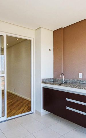 Apartamento à venda com 58m², 2 quartos e 1 vaga Apartamento à venda com 58m², 2 quartos e 1 vagaVaranda
