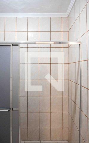 Casa para alugar com 94m², 2 quartos e 1 vagaBanheiro