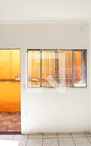 Casa para alugar com 94m², 2 quartos e 1 vagaSala