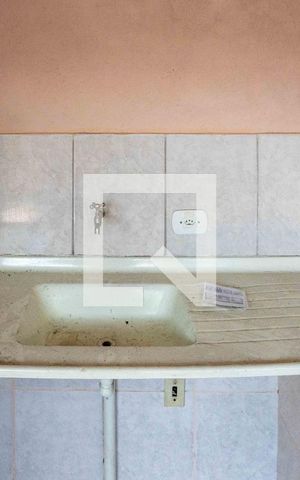 Casa para alugar com 94m², 2 quartos e 1 vagaÁrea de Serviço