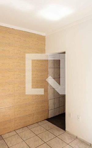 Casa para alugar com 94m², 2 quartos e 1 vagaSala