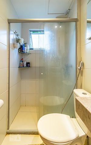 Apartamento à venda com 52m², 2 quartos e 1 vaga Apartamento à venda com 52m², 2 quartos e 1 vagaBanheiro