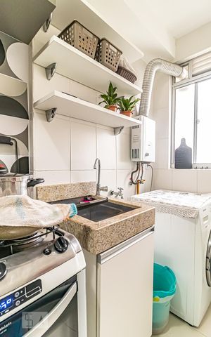 Apartamento à venda com 52m², 2 quartos e 1 vaga Apartamento à venda com 52m², 2 quartos e 1 vagaÁrea de Serviço