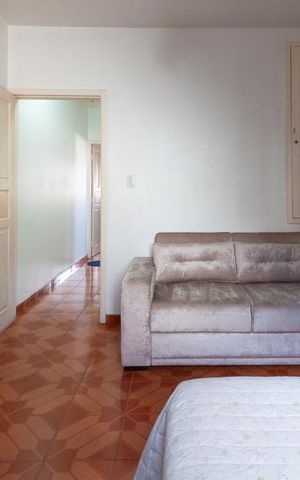 Casa à venda com 150m², 3 quartos e 2 vagas Casa à venda com 150m², 3 quartos e 2 vagasQuarto 1