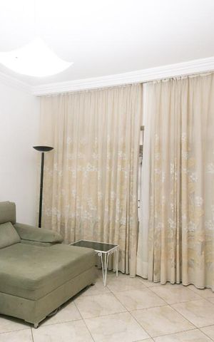 Casa à venda com 250m², 3 quartos e 2 vagasSala