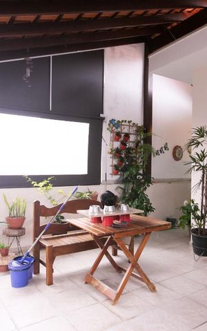 Casa à venda com 250m², 3 quartos e 2 vagasVaranda do Quarto Suíte