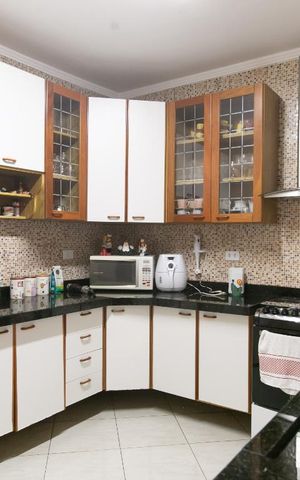 Casa à venda com 250m², 3 quartos e 2 vagasCozinha