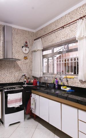 Casa à venda com 250m², 3 quartos e 2 vagasCozinha