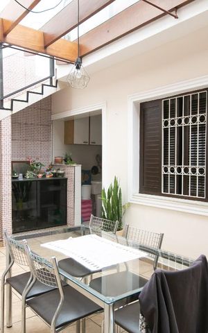 Casa à venda com 250m², 3 quartos e 2 vagasÁrea Externa/Churrasqueira
