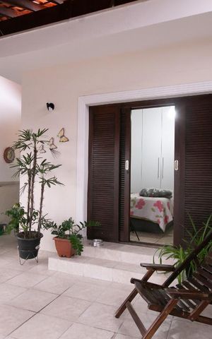 Casa à venda com 250m², 3 quartos e 2 vagasVaranda do Quarto Suíte
